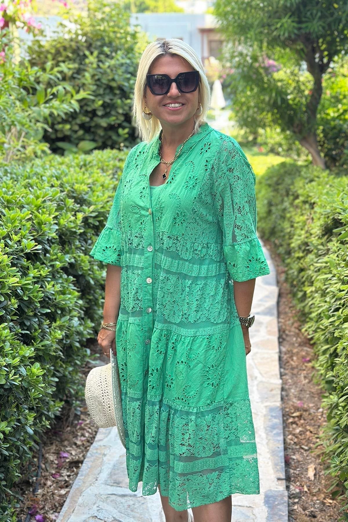 Mirelle – Tijdloze jurk met ingewikkelde details